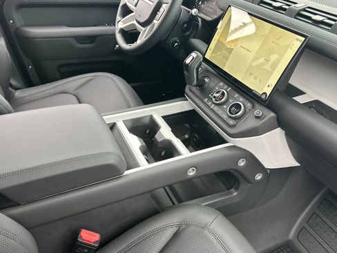 New 2026 Land Rover Defender 130 S image 27