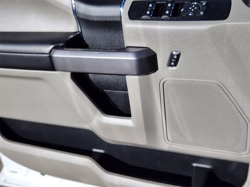 Used 2021 Ford F250 XLT w/ XLT Value Package image 6