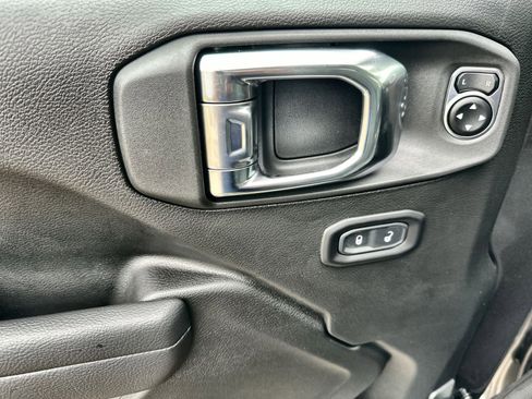 New 2025 Jeep Wrangler Willys image 15