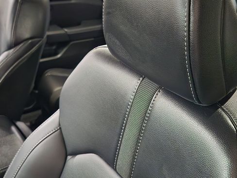 Used 2023 Honda Pilot Touring image 32