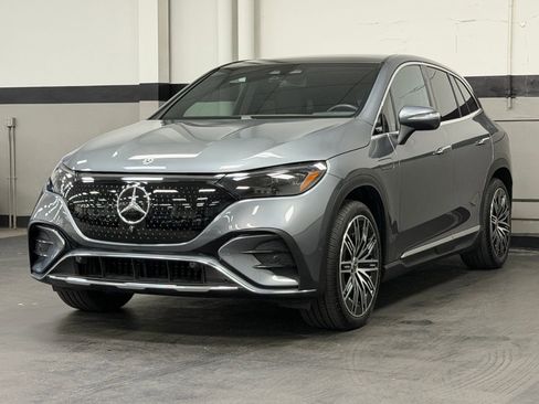 Used 2025 Mercedes-Benz EQE 350+ SUV image 7