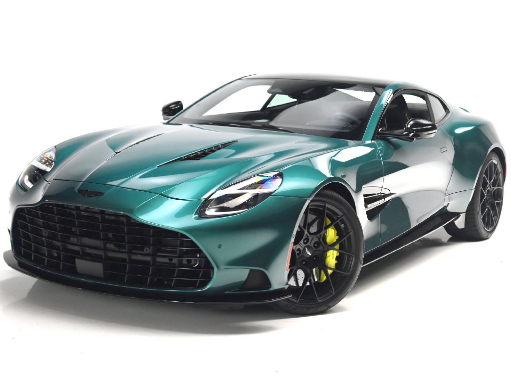 Used 2025 Aston Martin Vanquish RWD image 7
