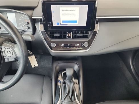 Used 2025 Toyota Corolla LE FWD image 26