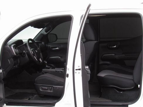 Certified 2023 Toyota Tacoma TRD Sport w/ Black Out Package (TMS) image 16