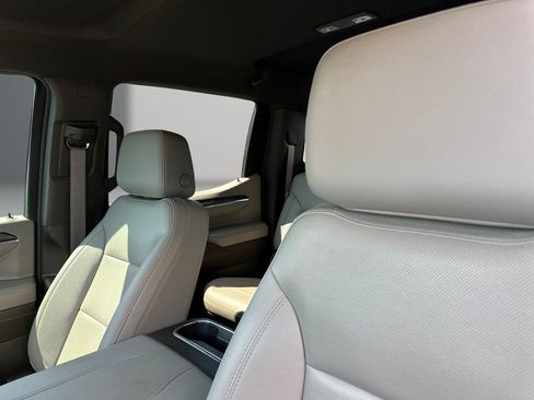 Used 2023 Chevrolet Silverado 1500 LTZ AWD/4WD image 15