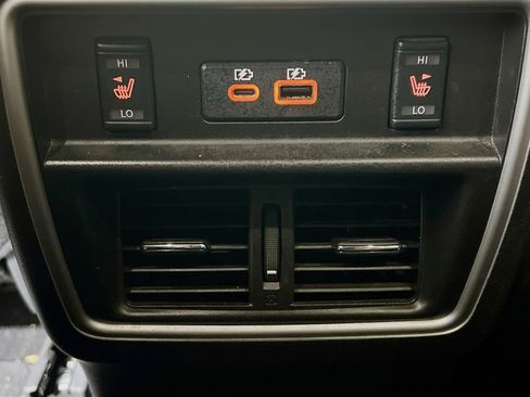 Used 2019 Nissan Murano SL w/ Cargo Package FWD image 19