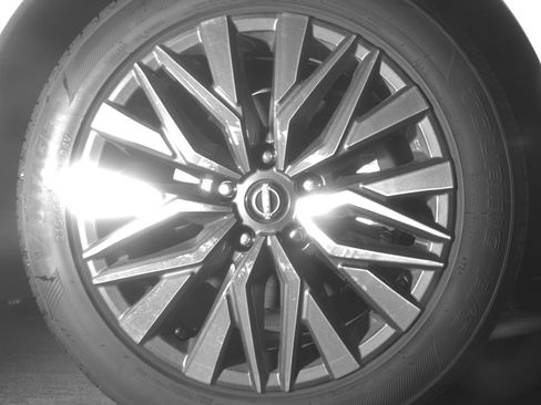 Used 2025 Nissan Altima 2.5 SV FWD image 13