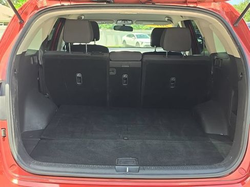 Used 2017 Kia Sorento FWD image 6