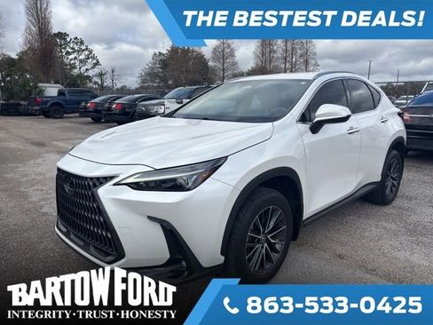 Used 2022 Lexus NX 250 FWD w/ Towing Package (2000 Lbs) image 1