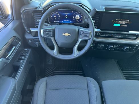 New 2026 Chevrolet Silverado 1500 LT image 18