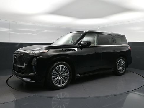 New 2026 INFINITI QX80 Luxe w/ Cargo Package RWD image 3