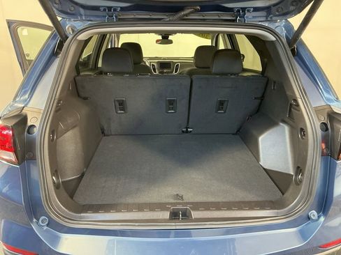 Used 2024 Chevrolet Equinox LT AWD/4WD image 11