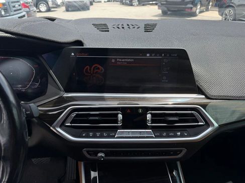 Used 2019 BMW X5 xDrive40i w/ Premium Package AWD/4WD image 12