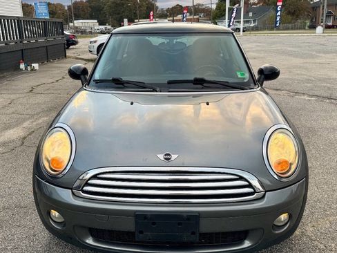 Used 2010 MINI Cooper Hardtop image 9