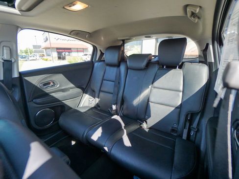 Used 2022 Honda HR-V EX-L image 27