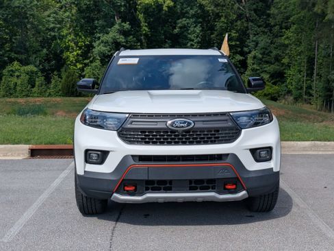 Certified 2022 Ford Explorer Timberline w/ Timberline Technology Package AWD/4WD image 7
