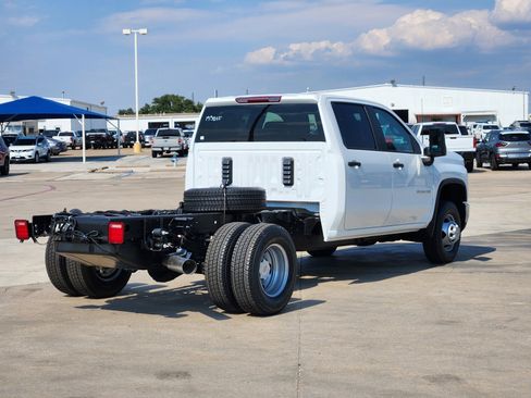 New 2025 Chevrolet Silverado 3500 W/T w/ WT Convenience Package AWD/4WD image 4