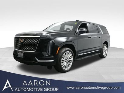 Used 2025 Cadillac Escalade ESV Premium Luxury
