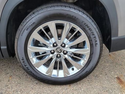 Used 2026 Toyota Grand Highlander AWD image 7