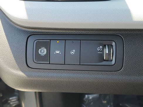 New 2027 Chevrolet Bolt LT w/ Comfort Package FWD image 22