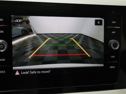 New 2026 Volkswagen Taos SEL image 10