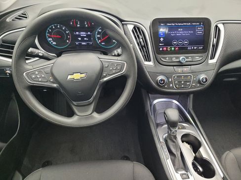 Used 2024 Chevrolet Malibu LT FWD image 22