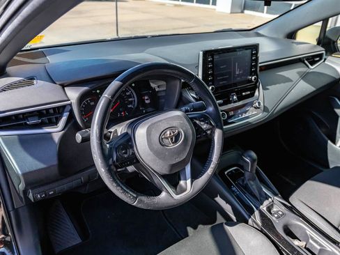 Used 2020 Toyota Corolla SE w/ SE Premium Package FWD image 7