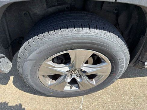 Certified 2024 Toyota RAV4 XLE AWD/4WD image 9