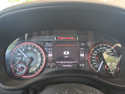 Used 2019 RAM 1500 Rebel w/ Rebel Level 2 Equipment Group AWD/4WD image 18