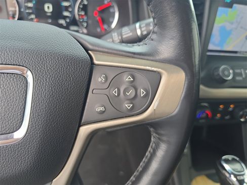 Used 2019 GMC Acadia Denali image 24