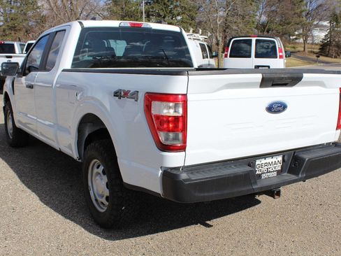 Used 2022 Ford F150 XL w/ Trailer Tow Package image 7