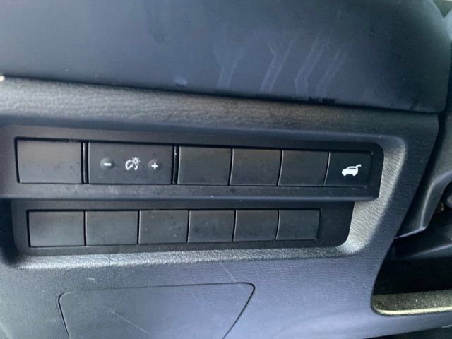 Used 2024 Mitsubishi Outlander SE AWD/4WD image 8