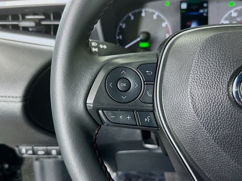 Used 2024 Toyota Corolla Cross AWD Hybrid image 16