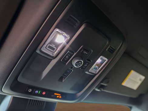 Used 2025 Chevrolet Tahoe RST w/ RST Performance Edition image 20