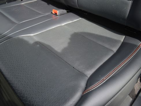 Used 2021 Ford F150 Lariat image 34