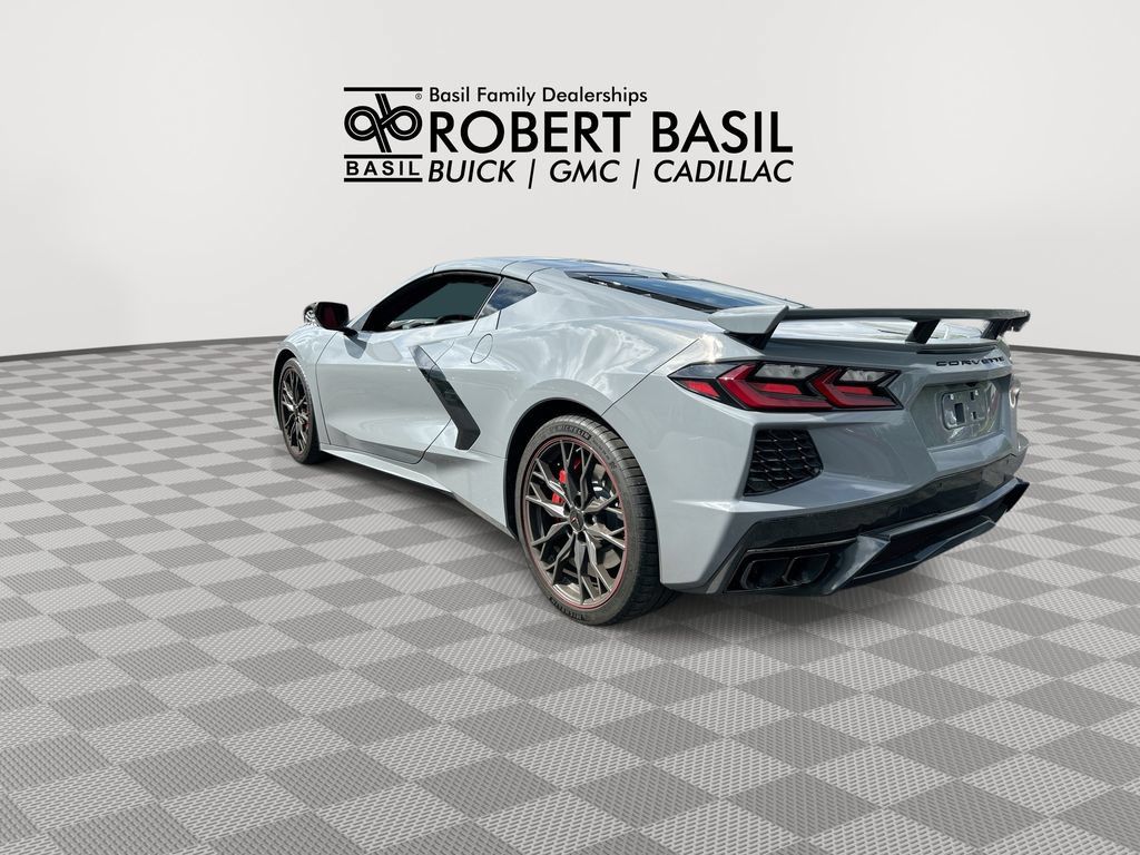 Used 2025 Chevrolet Corvette Stingray Preferred Cpe w/ Z51 Performance Package RWD image 6
