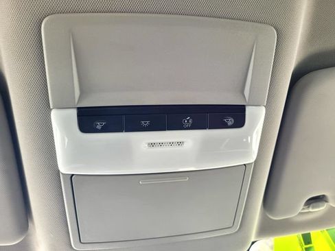 Used 2023 Nissan Rogue S FWD image 18