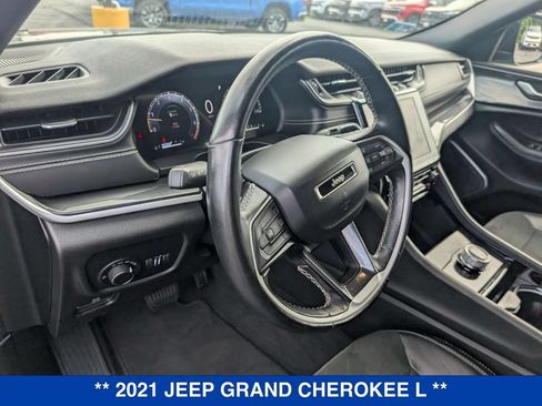 Used 2021 Jeep Grand Cherokee L Laredo AWD/4WD image 13