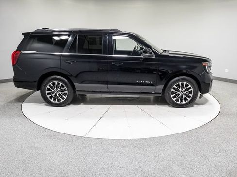 Used 2025 Ford Expedition Platinum AWD/4WD image 7