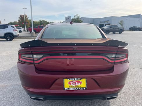 Used 2018 Dodge Charger GT image 6