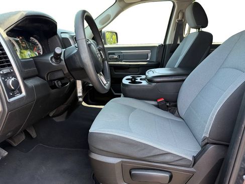 Used 2021 RAM 1500 Classic SLT AWD/4WD image 9