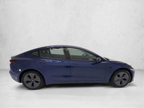 Used 2022 Tesla Model 3 Long Range image 4