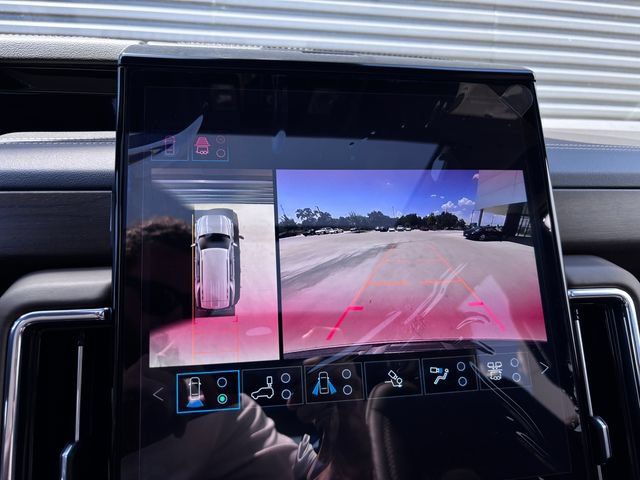 Used 2026 GMC Yukon Denali Ultimate AWD/4WD image 19