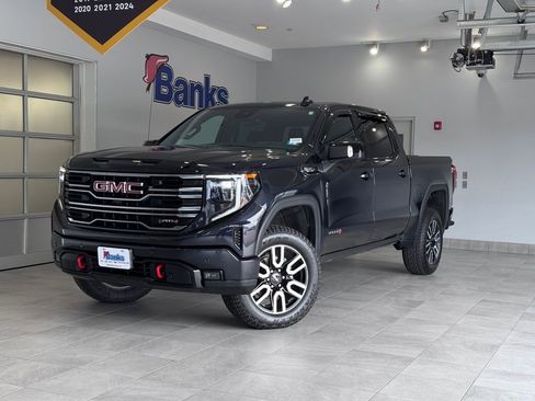 Certified 2025 GMC Sierra 1500 AT4 w/ AT4 Premium Package image 2