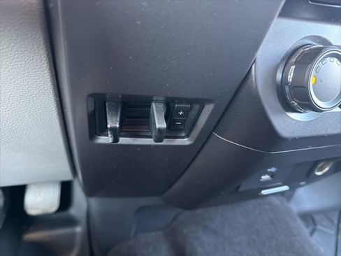 Used 2018 Ford F150 XLT image 22