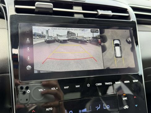 Certified 2023 Hyundai Tucson Limited AWD/4WD image 32