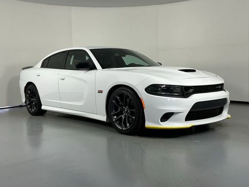 Used 2023 Dodge Charger Scat Pack w/ Plus Group RWD image 1