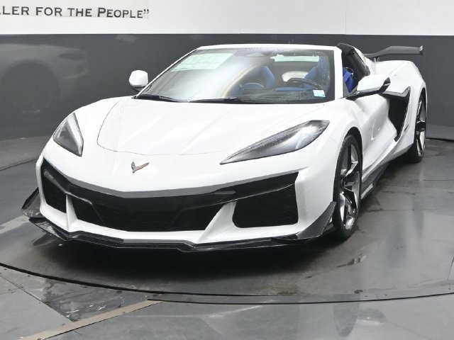 New 2027 Chevrolet Corvette Z06 RWD image 7