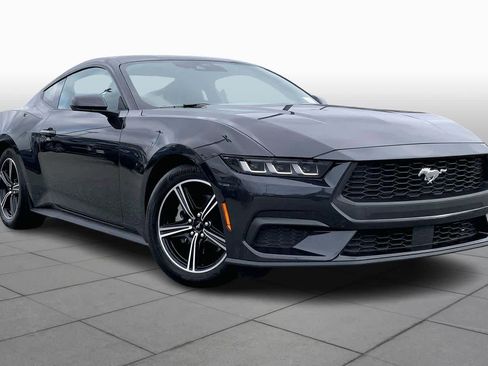 Used 2024 Ford Mustang Coupe image 4