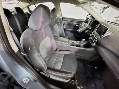 Used 2024 Nissan Sentra SR w/ Trunk Package FWD image 30